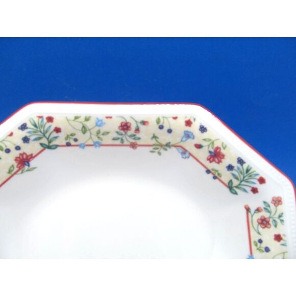 Johnson Brothers Heritage Enchantment  9" Vegetable Serving Bowl - Picture 3 of 10